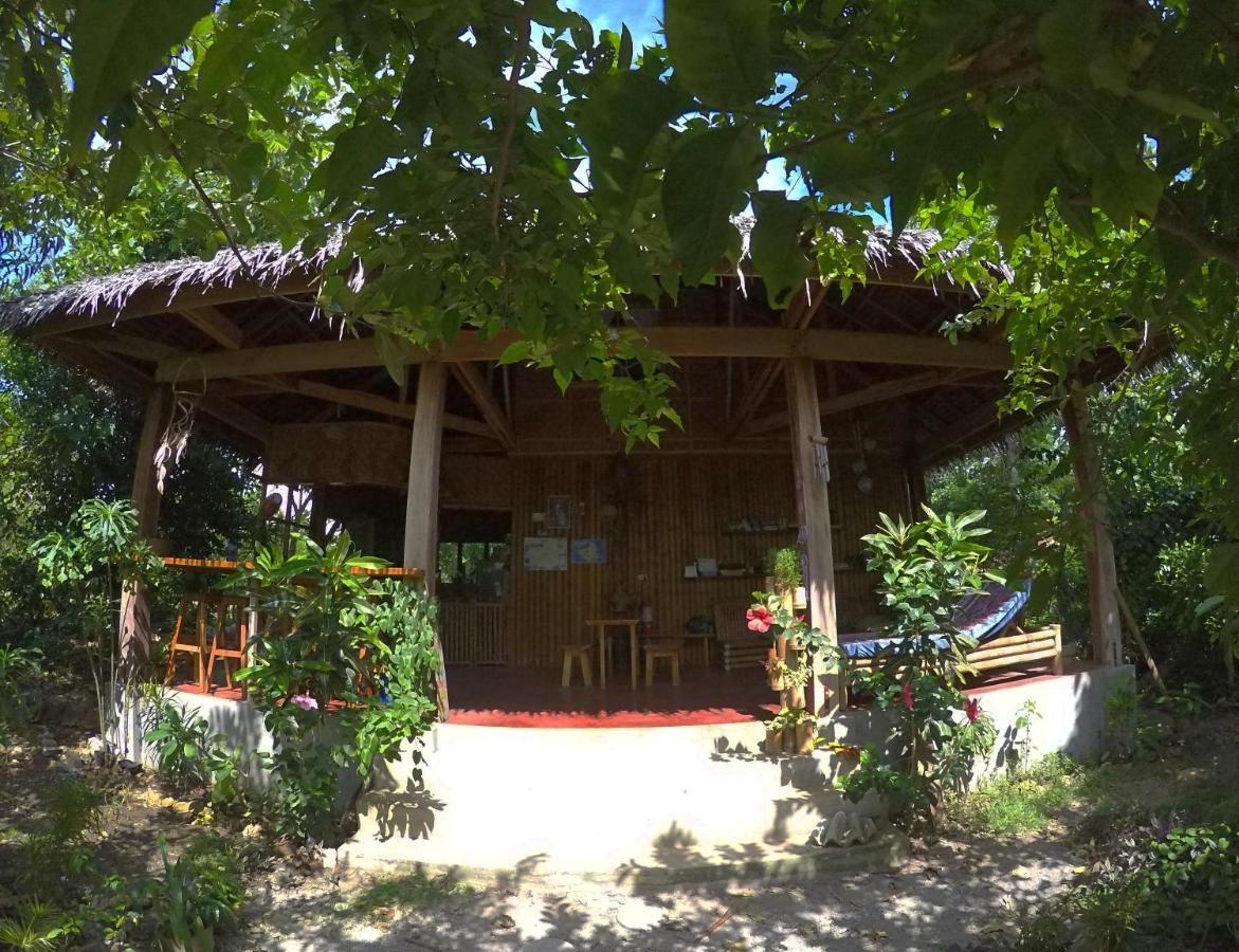 Lazy Lizard Hostel Siquijor Exteriör bild
